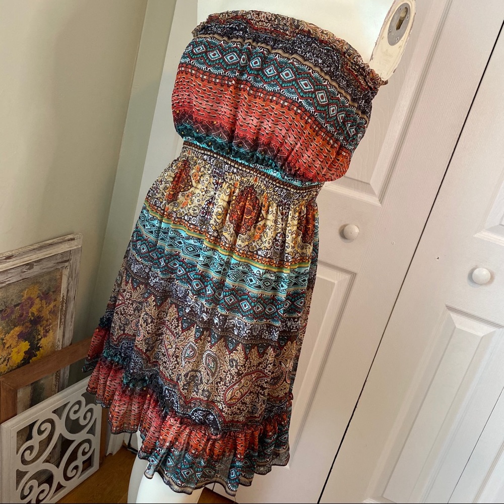 🔮 Body Central Bright Boho Strapless Dress